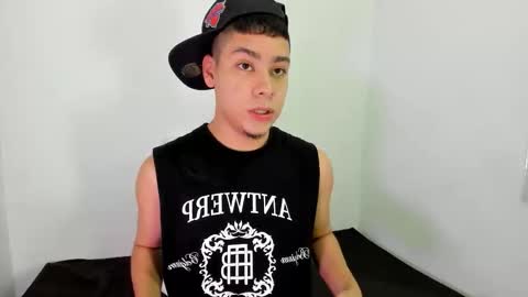 Snapshot of lucastorrez01 chatting on 17, 3, 2026 LUCAS TORREZ online show from 17, 3, 2026