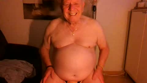 Snapshot of lucbottom031249 chatting on 12, 6, 2026 lucbottom031249 online show from 12, 6, 2026