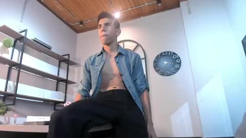 Snapshot of lucca_moreti chatting on 8, 4, 2026 Lucca Moreti online show from 8, 4, 2026