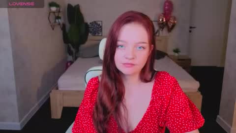 Snapshot of luccy_mullinss chatting on 4, 3, 2026 Gloria online show from 4, 3, 2026