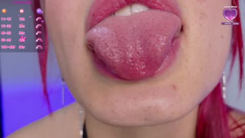 Luccy online show from 20, 1, 2025