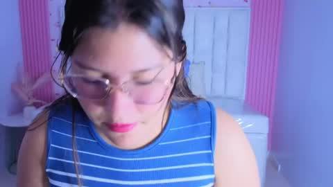 Snapshot of lucero_s chatting on 25, 4, 2026 Lucero online show from 25, 4, 2026