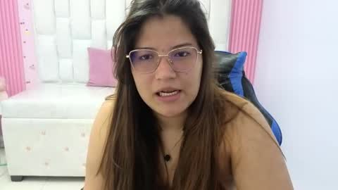 Snapshot of lucero_s chatting on 28, 5, 2026 Lucero online show from 28, 5, 2026