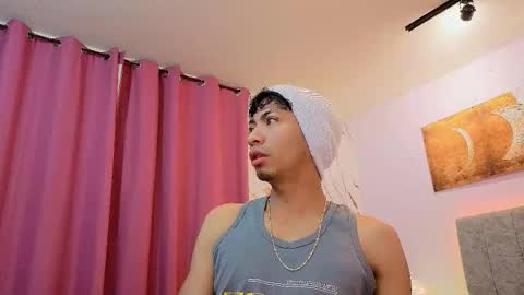 Snapshot of luchoplayboy chatting on 16, 3, 2026 lucho online show from 16, 3, 2026