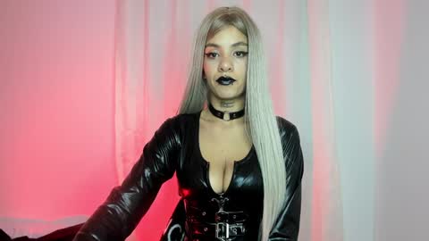 Snapshot of luci_fer_devil_1 chatting on 5, 2, 2025 Veronica Rati    online show from 5, 2, 2025