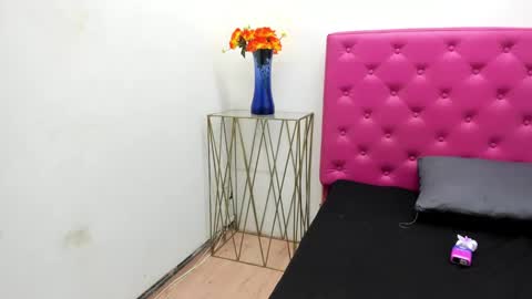 lucia78shy online show from 12, 3, 2025