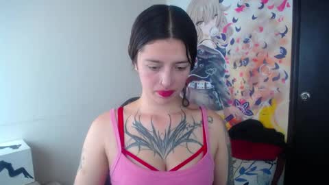 lucia_evans21 online show from 20, 4, 2026