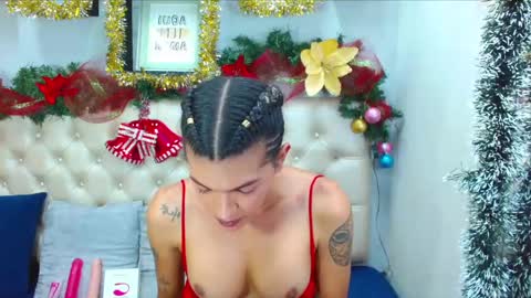 Snapshot of lucia_marks chatting on 18, 12, 2024 Lucia Marks online show from 18, 12, 2024