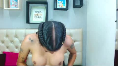 Snapshot of lucia_marks chatting on 31, 3, 2026 Lucia Marks online show from 31, 3, 2026