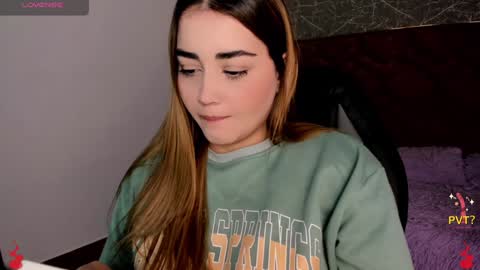 lucia star  online show from 15, 1, 2025