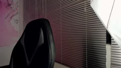 lucia star  online show from 21, 2, 2025