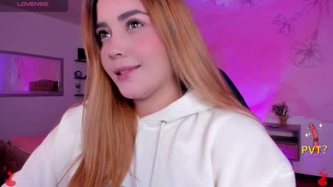 lucia star  online show from 22, 2, 2025