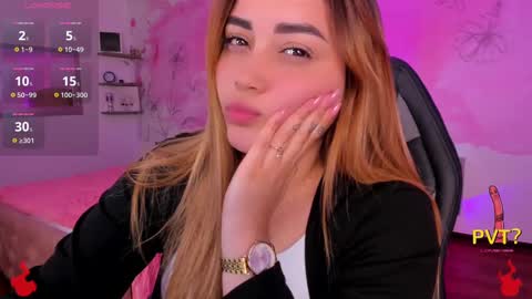 lucia star  online show from 11, 3, 2025