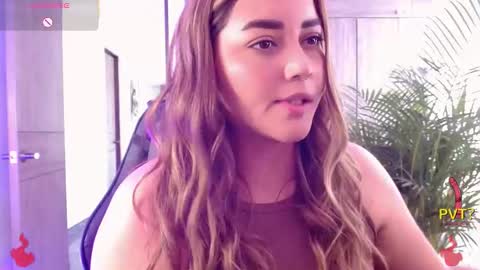 Snapshot of lucia_star_ chatting on 8, 1, 2026 lucia star online show from 8, 1, 2026
