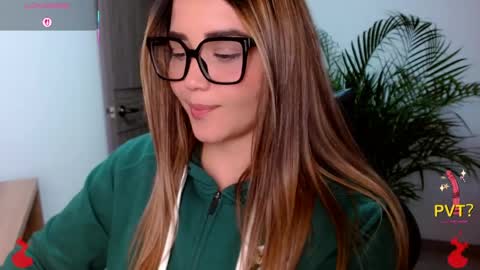 Snapshot of lucia_star_ chatting on 31, 3, 2026 lucia star online show from 31, 3, 2026