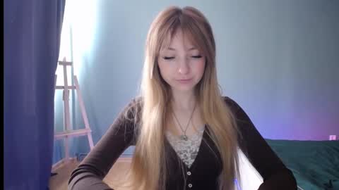Snapshot of luciacam20 chatting on 18, 2, 2025 Lucy online show from 18, 2, 2025