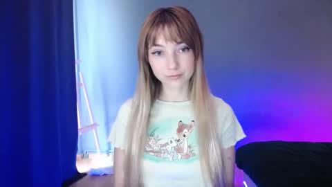 Snapshot of luciacam20 chatting on 12, 3, 2025 Lucy online show from 12, 3, 2025