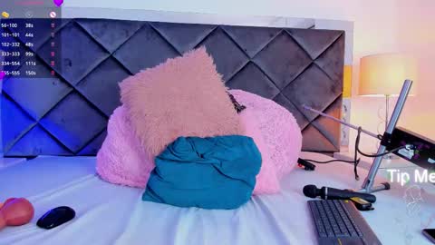 Lucia online show from 26, 11, 2025