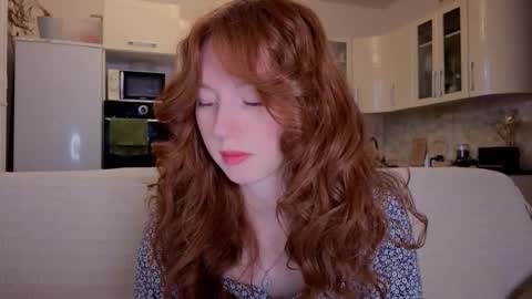 Snapshot of luciacoy chatting on 25, 9, 2025 Lucia online show from 25, 9, 2025