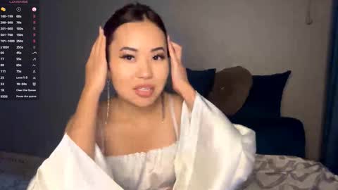 Kira online show from 15, 12, 2025