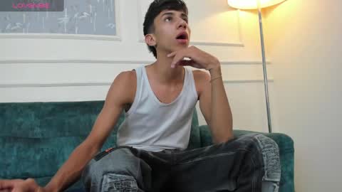 Snapshot of lucian_davi chatting on 27, 2, 2025 Pirulo online show from 27, 2, 2025
