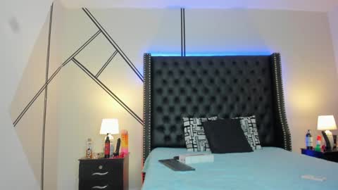 Snapshot of luciana_brown_ chatting on 22, 2, 2025 luciana_brown_ online show from 22, 2, 2025