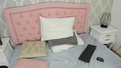 luciana lopez 7 online show from 3, 2, 2026