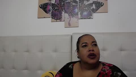 Luciana online show from 6, 12, 2024
