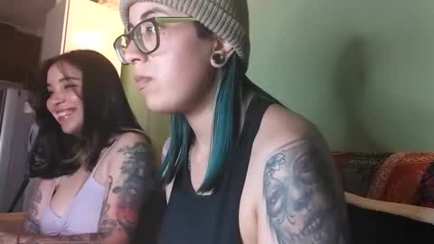 Snapshot of lucianacapisce chatting on 11, 2, 2025 Dani 3 online show from 11, 2, 2025