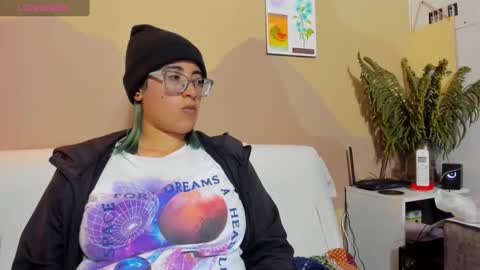 Snapshot of lucianacapisce chatting on 18, 10, 2025 Dani 3 online show from 18, 10, 2025