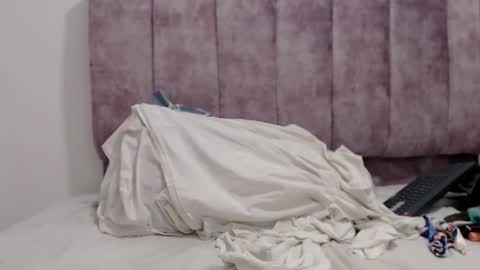 Snapshot of lucianahardmand chatting on 27, 11, 2025 lucianahardmand online show from 27, 11, 2025