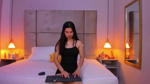 Snapshot of lucianasmith_ chatting on 27, 9, 2025 Luci online show from 27, 9, 2025