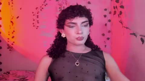 Snapshot of lucianromeo17 chatting on 14, 7, 2026 Lucy or Lucian 3 Come to my social Links3 online show from 14, 7, 2026