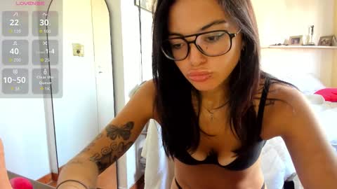 luciaxluna online show from 9, 3, 2026