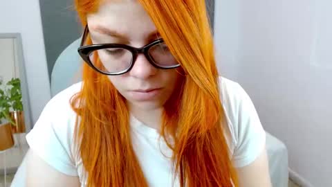 Lucie   online show from 2, 12, 2024