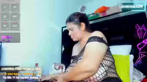 lucihornymilf online show from 16, 3, 2026