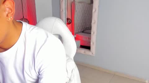 Snapshot of lucii_fer_ chatting on 16, 1, 2026 Leo online show from 16, 1, 2026