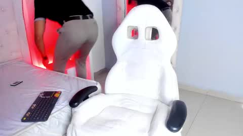 Snapshot of lucii_fer_ chatting on 2, 2, 2026 Leo online show from 2, 2, 2026