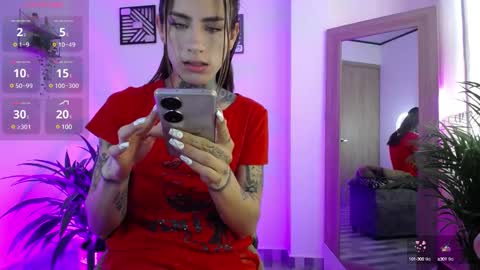 Snapshot of luciiana_lol chatting on 23, 12, 2024 luciiana online show from 23, 12, 2024