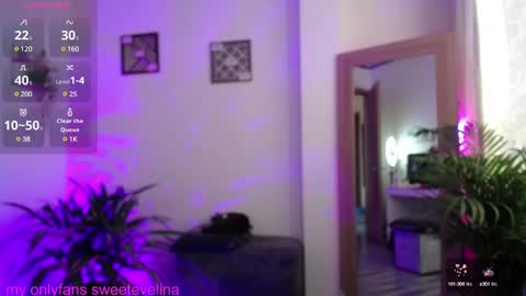 Snapshot of luciiana_lol chatting on 9, 1, 2025 luciiana online show from 9, 1, 2025