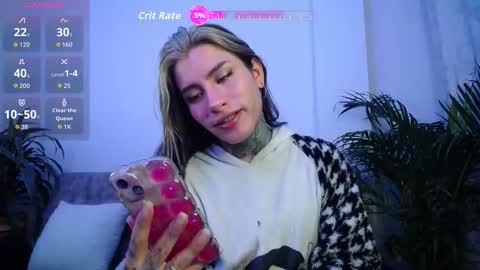Snapshot of luciiana_lol chatting on 29, 9, 2025 luciiana online show from 29, 9, 2025