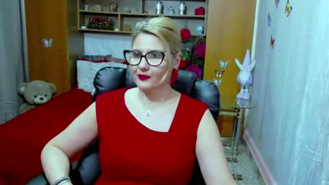 Snapshot of lucillefenlys chatting on 13, 1, 2025 Lucille Fenly online show from 13, 1, 2025