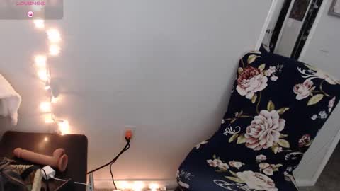 Snapshot of lucklucybbw chatting on 8, 3, 2026 lucklucybbw online show from 8, 3, 2026