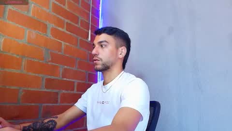 Snapshot of lucky_blessed chatting on 1, 10, 2025 lucky_blessed online show from 1, 10, 2025