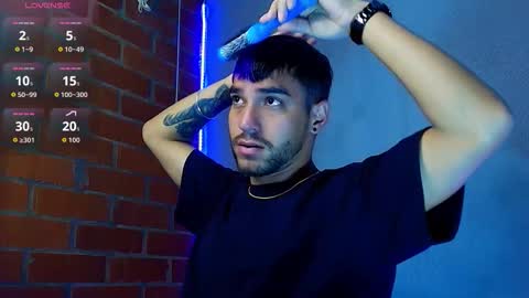 Snapshot of lucky_blessed chatting on 22, 12, 2025 lucky_blessed online show from 22, 12, 2025