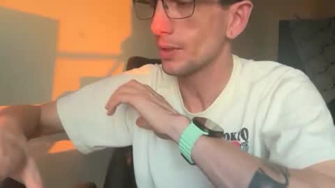 Snapshot of lucky_bme chatting on 14, 3, 2026 lucky_bme online show from 14, 3, 2026