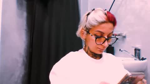 Snapshot of lucky_denizz chatting on 23, 11, 2025 lucky_denizz online show from 23, 11, 2025