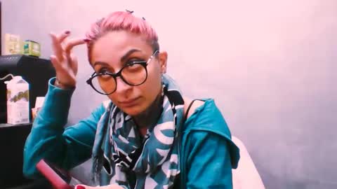 Snapshot of lucky_denizz chatting on 5, 12, 2025 lucky_denizz online show from 5, 12, 2025