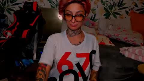 Snapshot of lucky_denizz chatting on 13, 12, 2025 lucky_denizz online show from 13, 12, 2025