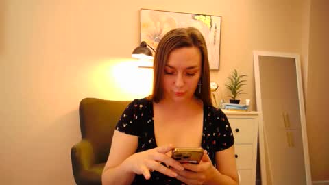 lucky_foryou_baby online show from 9, 12, 2024